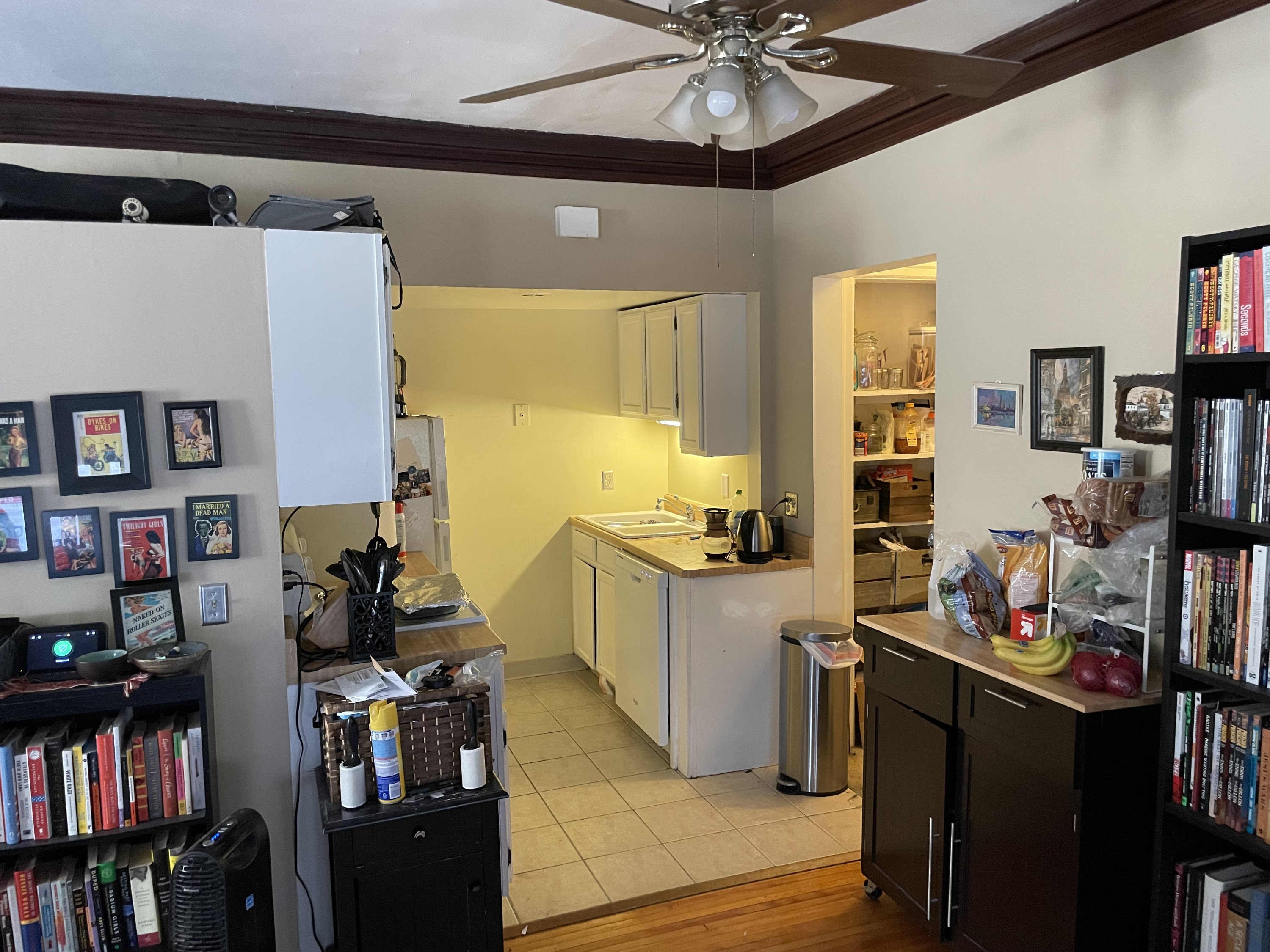 1901 Dupont Ave S - 1